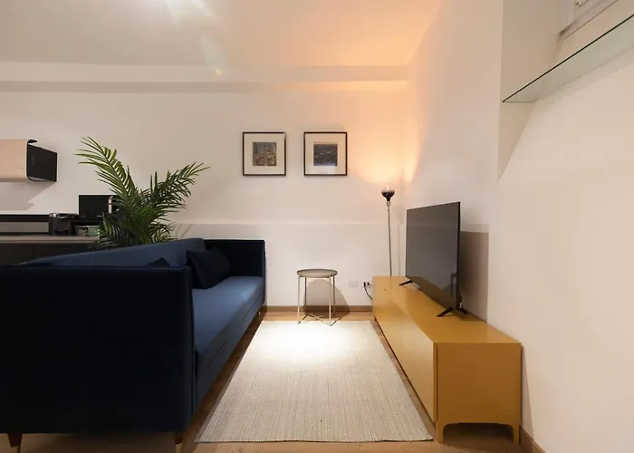Rivoli Loft Apartment