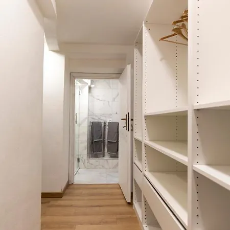 Rivoli Loft דירה *